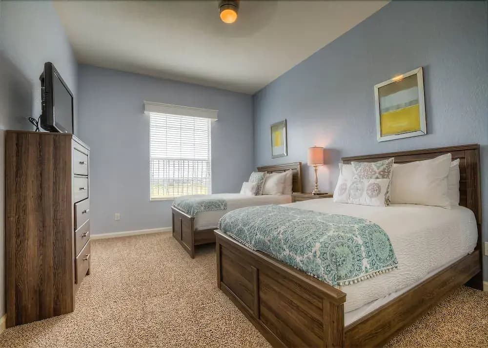 5048 Shoreway Loop #402, - photo 1