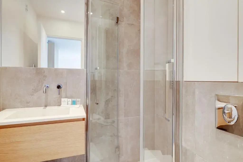162 Suite Benjamin Luxury 1 BDR APT New Paris - photo 7
