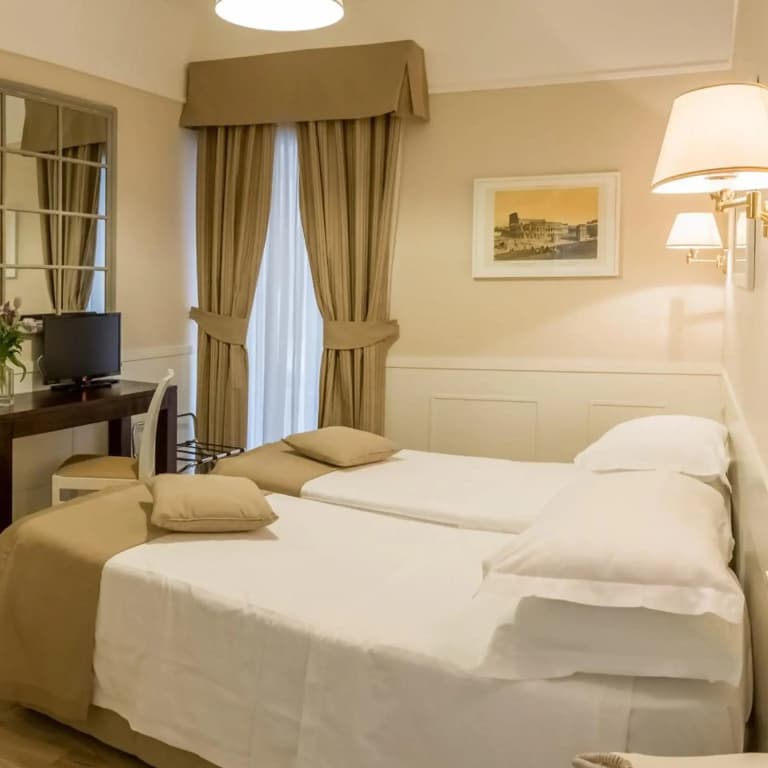 Hotel Modigliani - photo 27