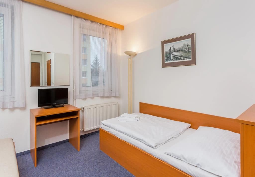 Hotel Astra - photo 4