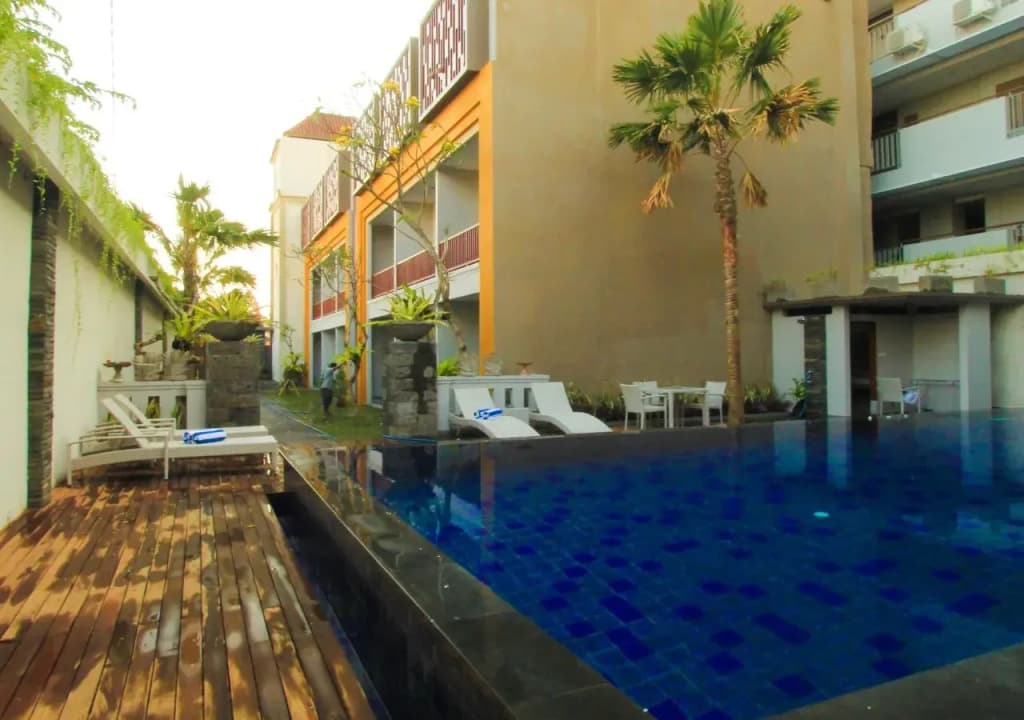 Kamini Legian Hotel - photo 14