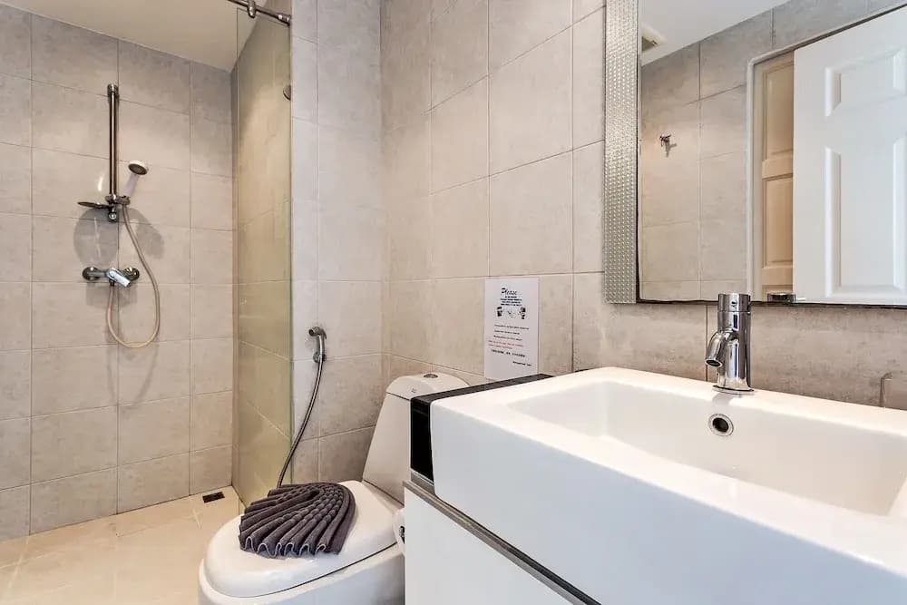 Kata Ocean View Condominium by Lofty - photo 8