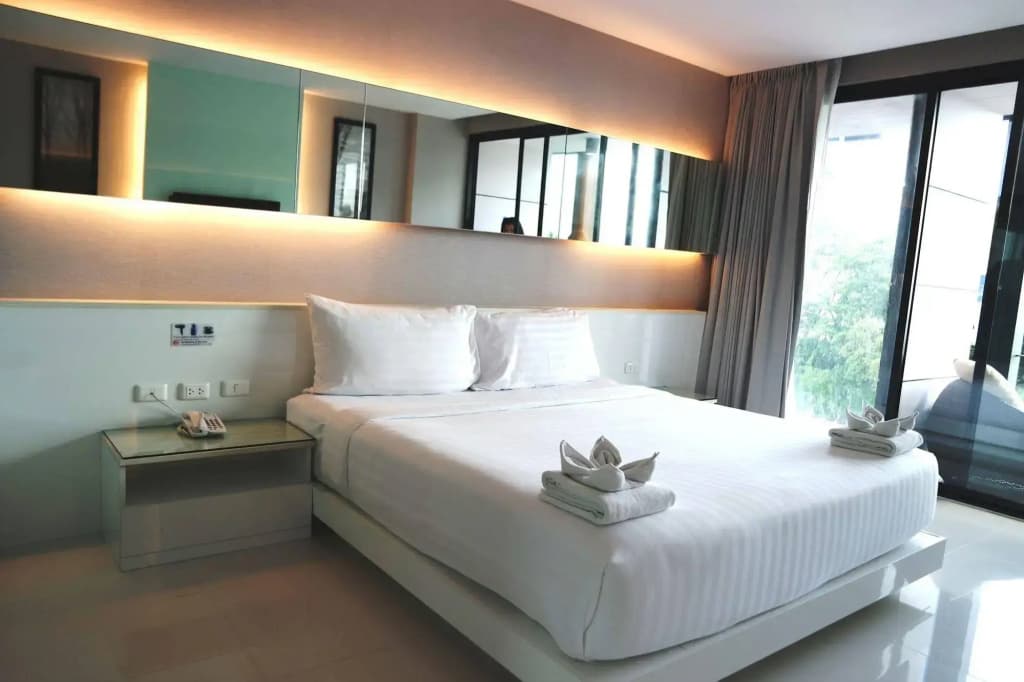 Serenotel Pattaya Beach Front - photo 5