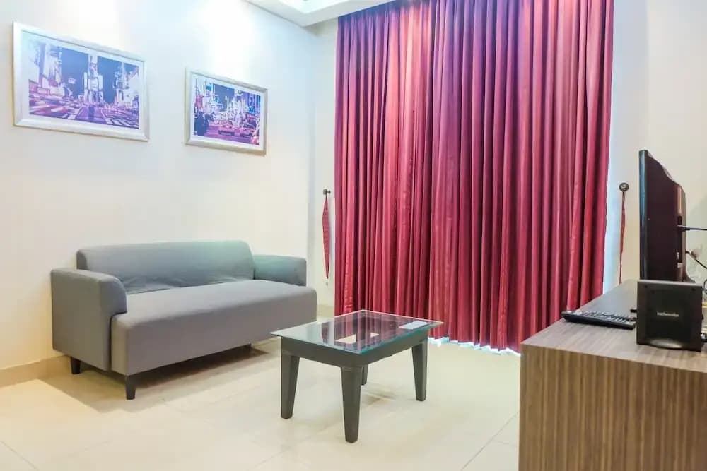1BR @ Hampton's Park Apartment - photo 3
