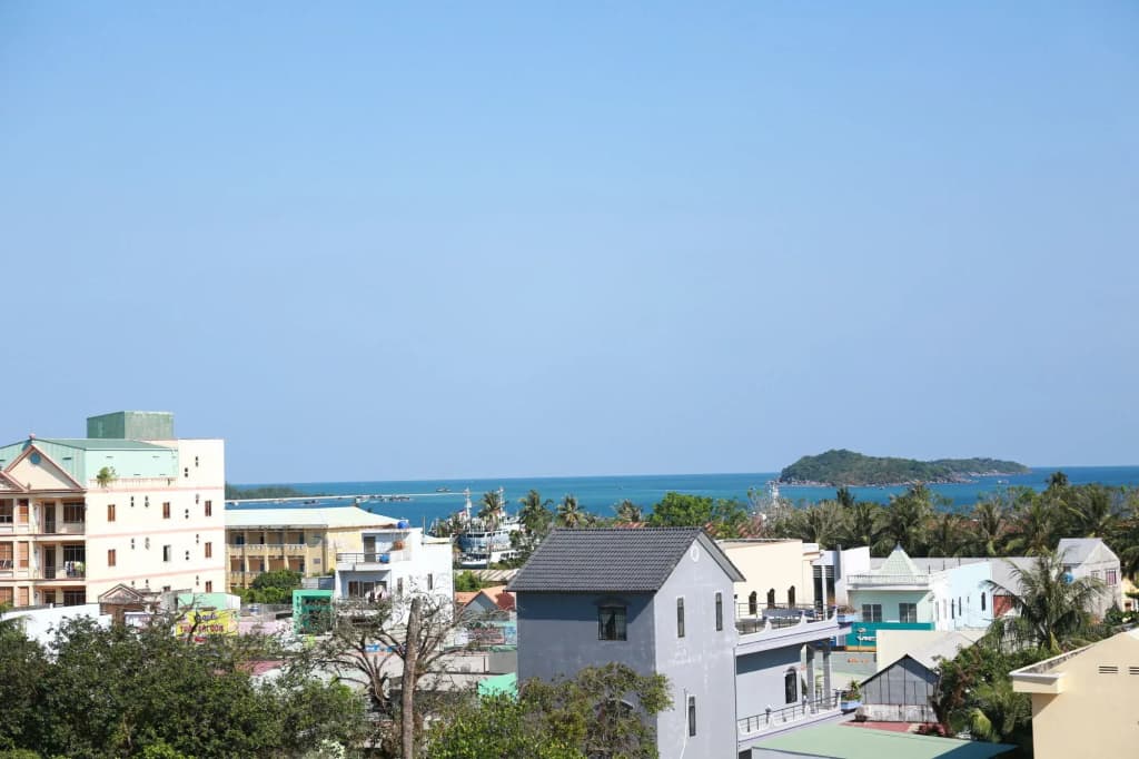 Lien Thong Hotel - photo 26