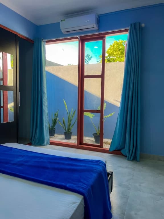 Hide Inn Blue - photo 6