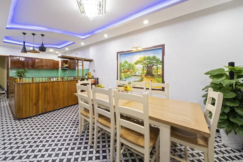 Blue Whale Homestay - photo 14