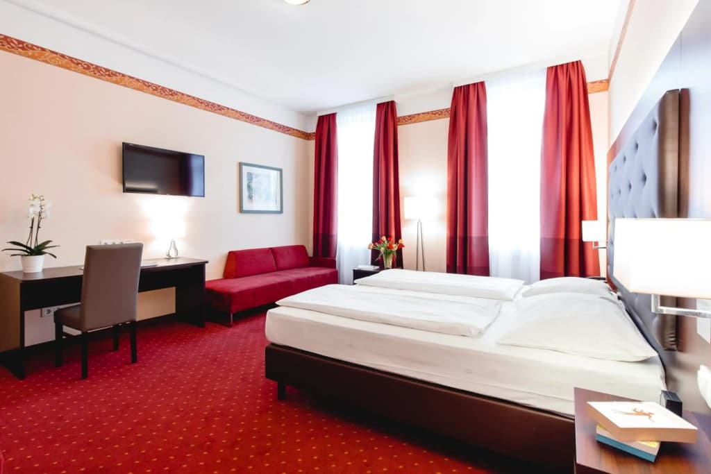 Hotel Allegro - photo 5