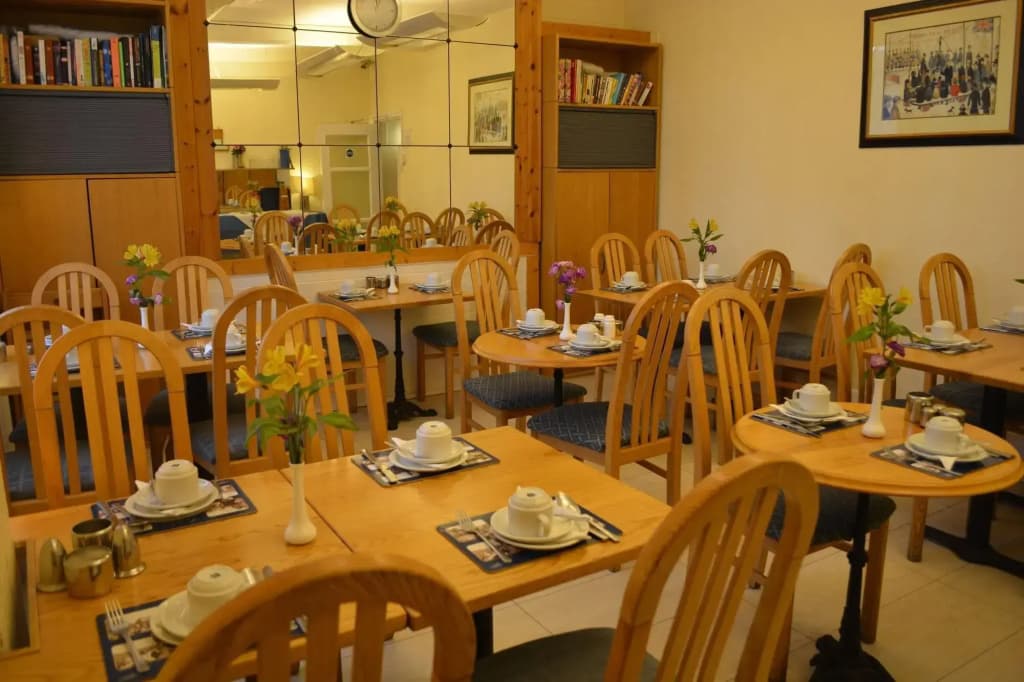 Falcon Hotel - photo 14
