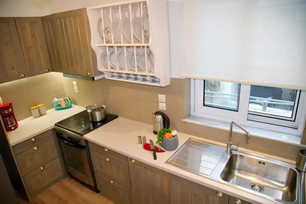 Athens Bounty Garden House 2BR 2BA Free Parking - photo 15