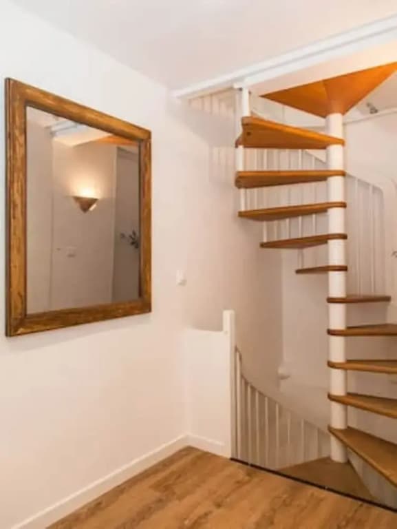 House With 4 Bedrooms in Paris, With Wifi - photo 12