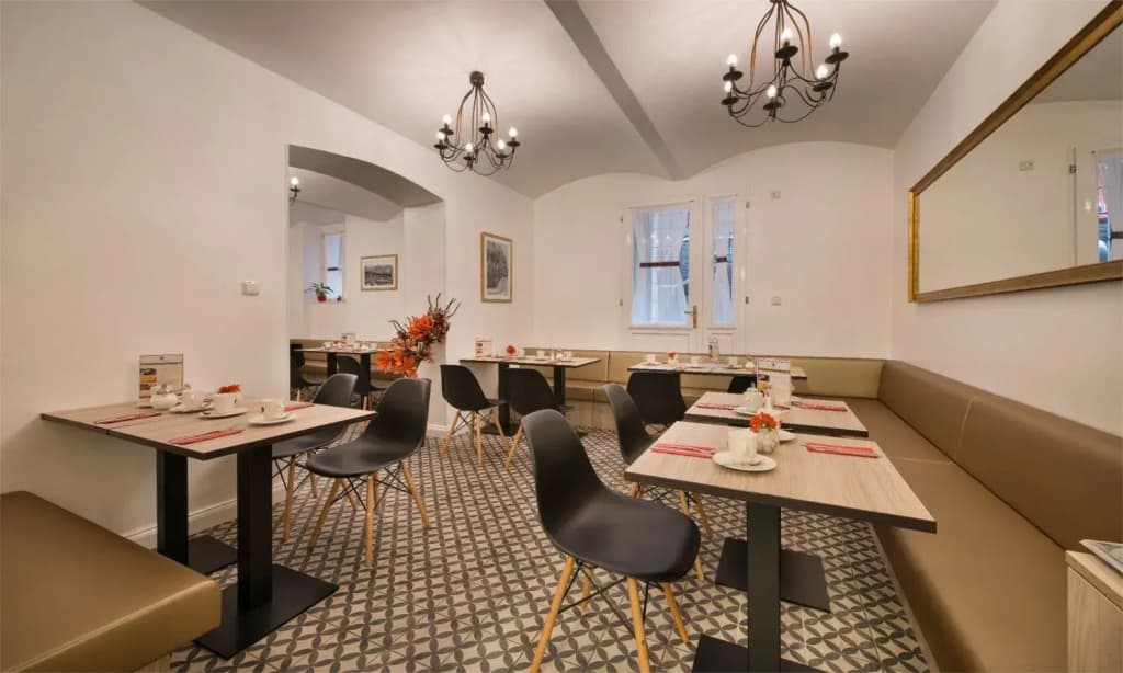 Hotel Suite Home Prague - photo 16