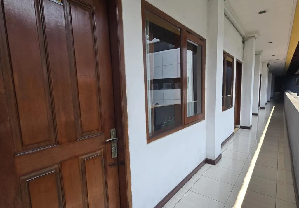 Hotel Maxim Kwitang Jakarta - photo 14