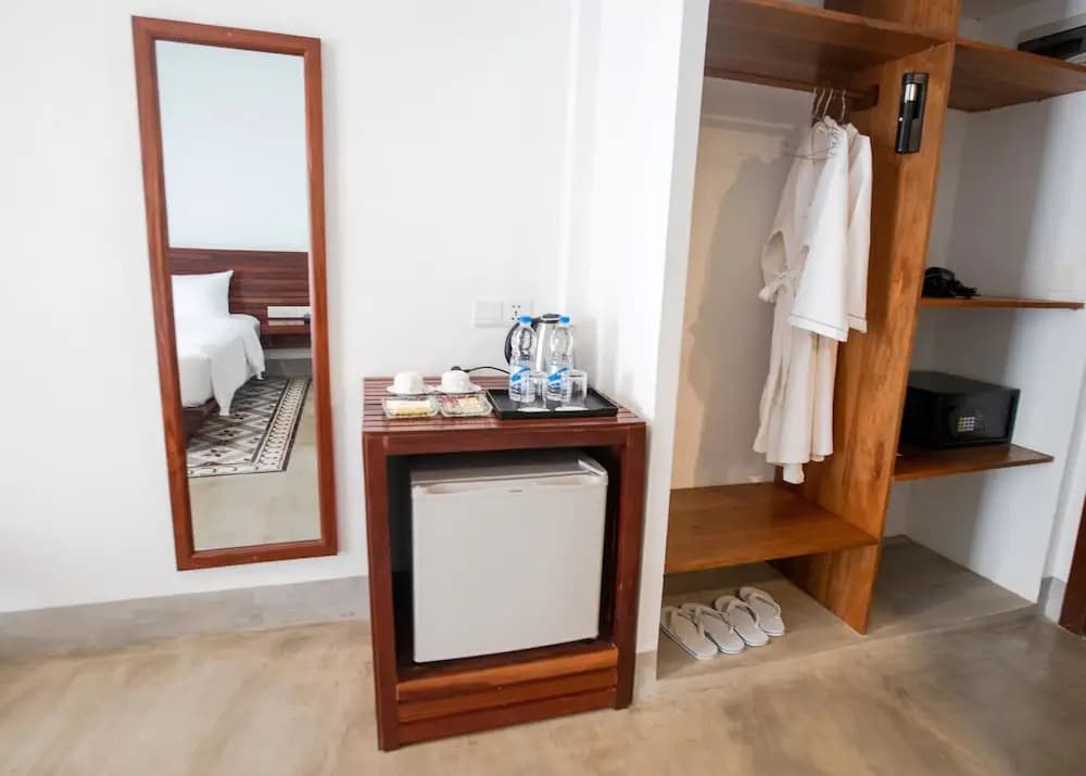 Yani Hotel - photo 2