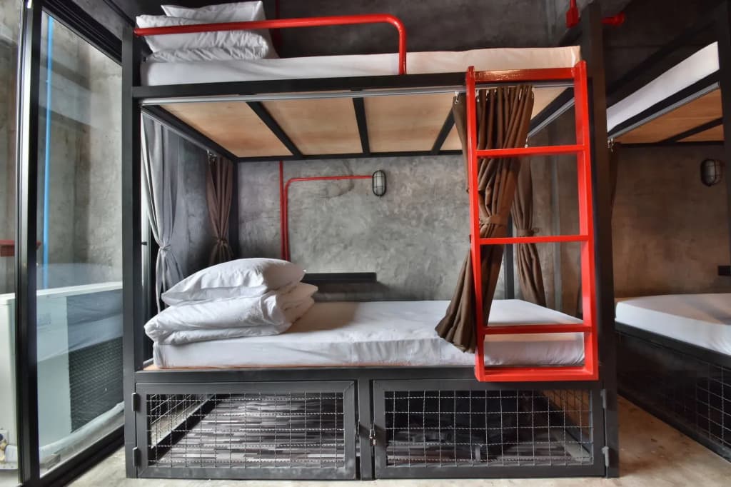 Sleeper Hostel - photo 6