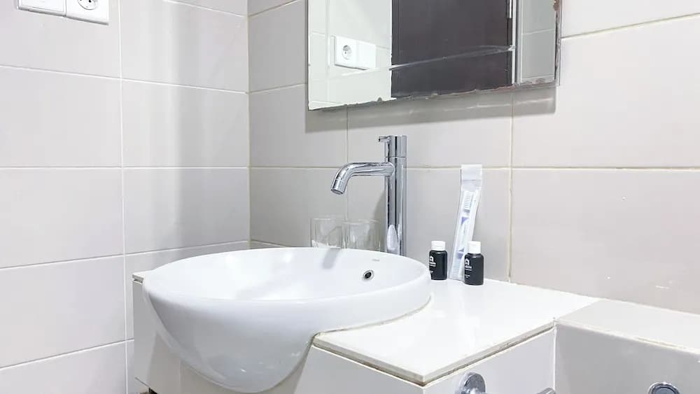 2Br Citralake Suites 2Nd Floor Comfy Easy Access Apartment - photo 6