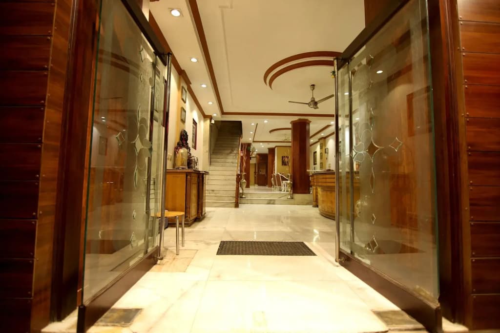 Hotel Parkway Deluxe - photo 8