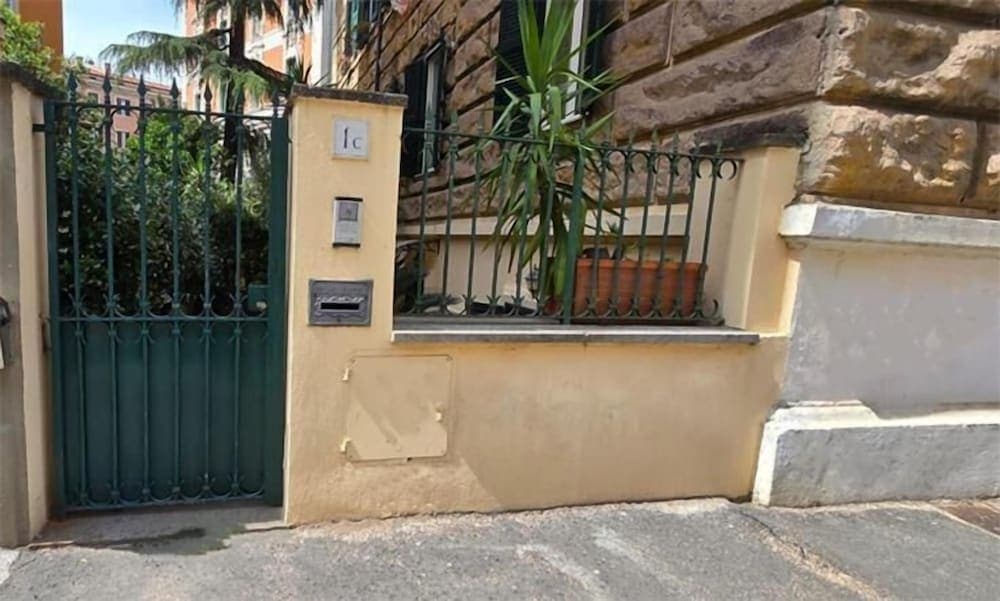 Raffy in Rome - photo 12