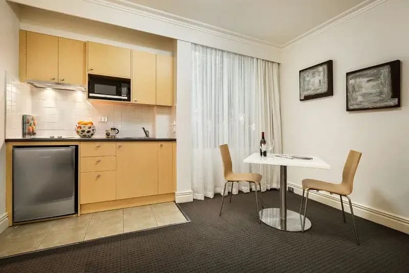 Quality Suites Beaumont Kew - photo 9