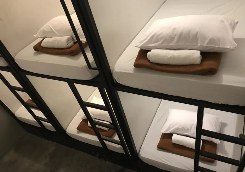 Nine Dollar Hostel - photo 5