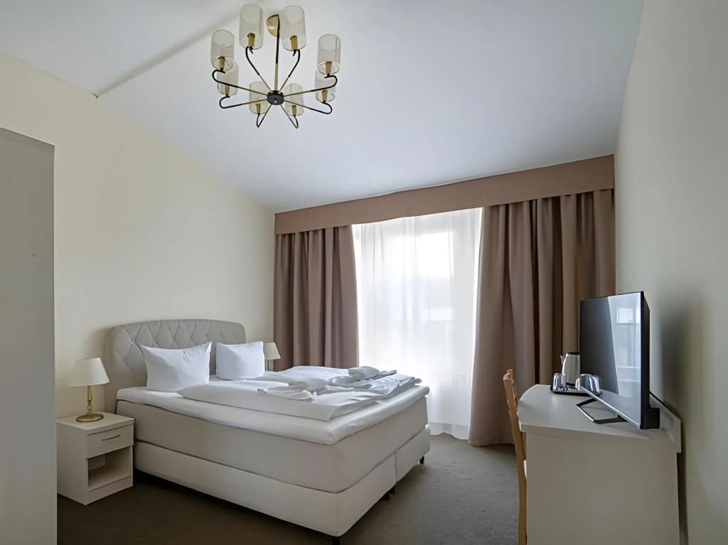 Upper Room Hotel Kurfurstendamm - photo 28