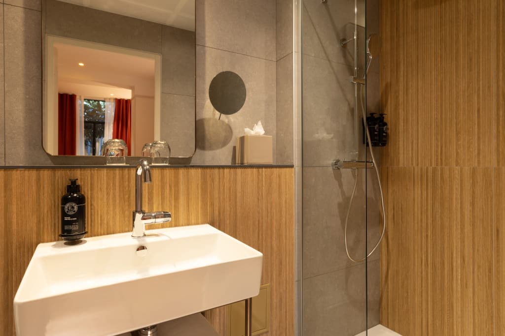 Hotel Le Cardinal - photo 7