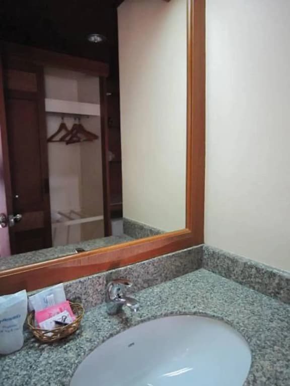 Vieng Thong Hotel - photo 10