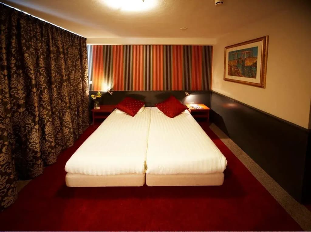 Hotel Blyss - photo 4