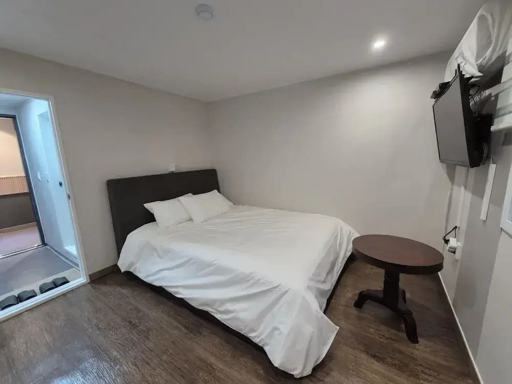 U-Rim Stay - photo 31