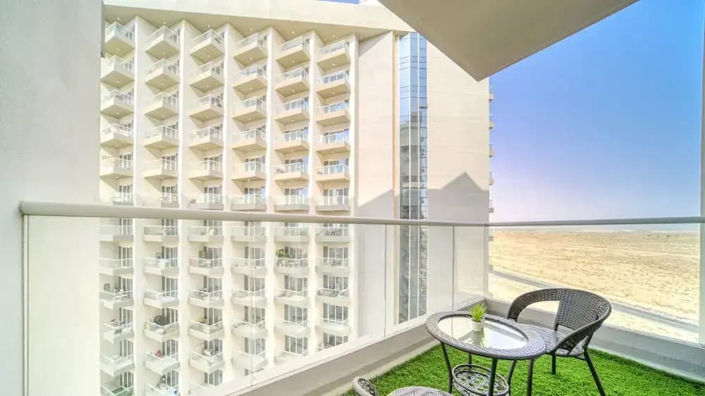Viridis Living Chic and Spacious 1BR - photo 7