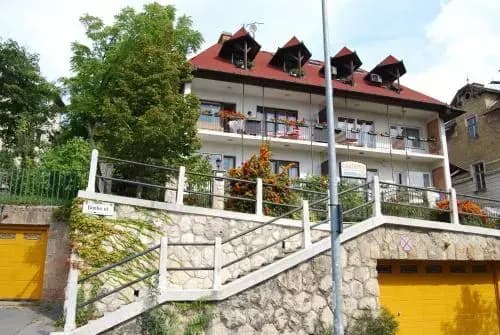 Gardonyi Guesthouse - photo 1