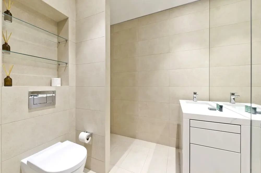 Luxury Waterfront Studio in Canary Wharf by Underthedoormat - photo 9