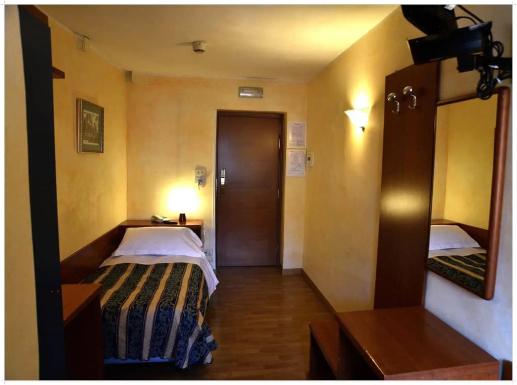 Hotel Julia - photo 3