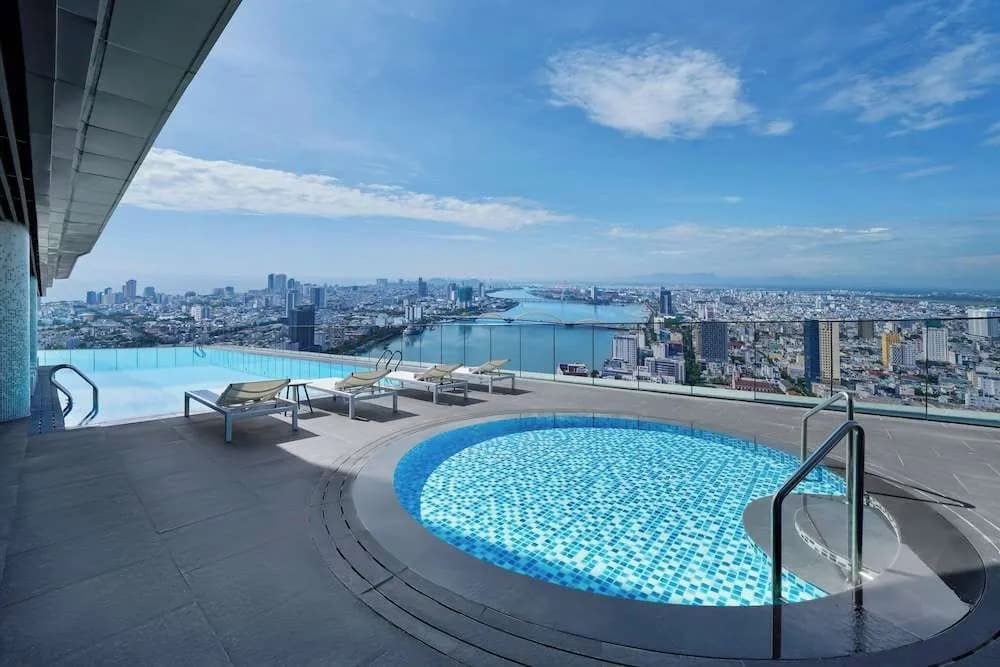 Courtyard by Marriott Danang Han River - photo 12