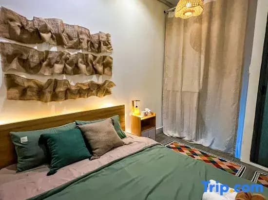 Small Private house in Bui Vien Walking Street - photo 3