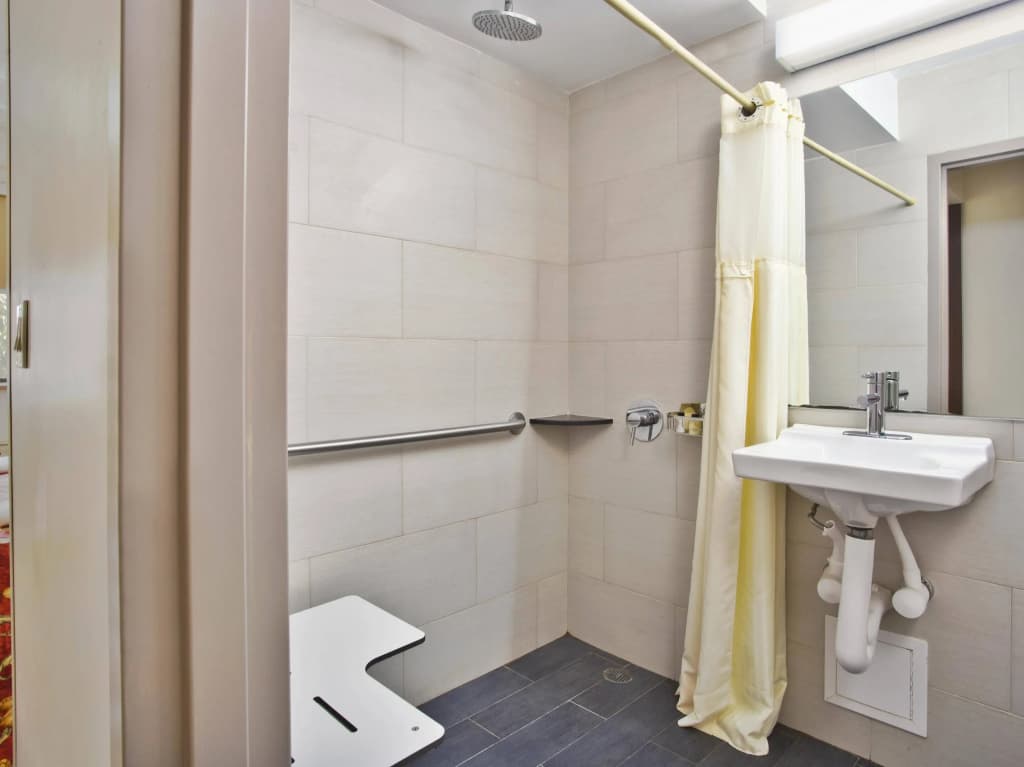 Brooklyn Motor Inn - photo 8