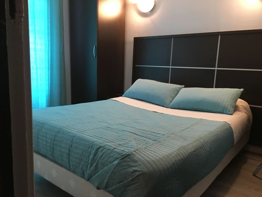 Hôtel Du Globe 18 - photo 3