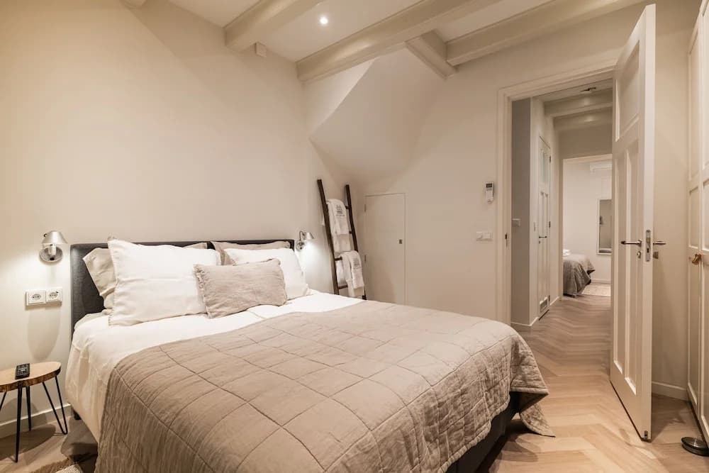 Leidse Square Luxury Apartment - photo 3