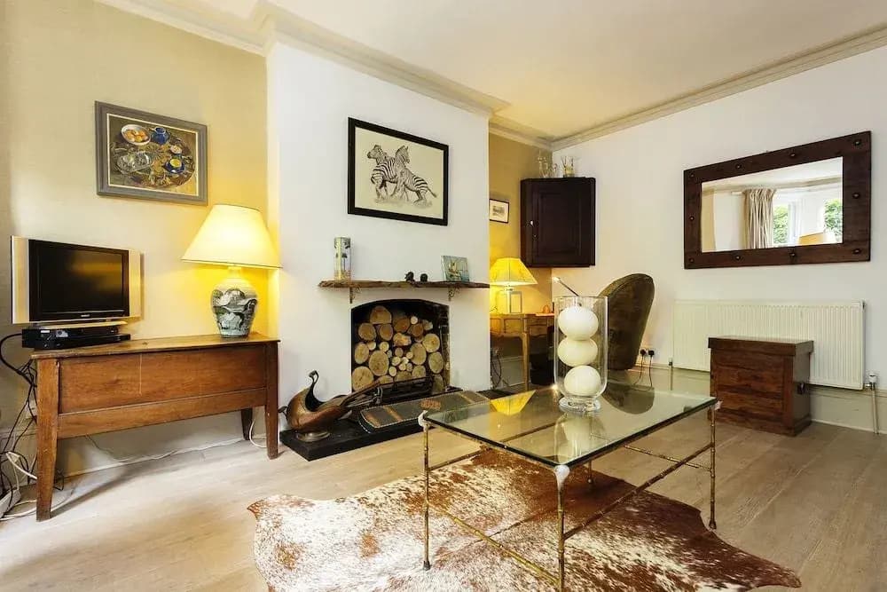 Albert Bridge Apartment - photo 2