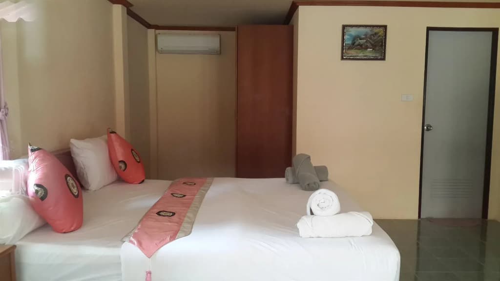 Island View Bungalows - photo 3