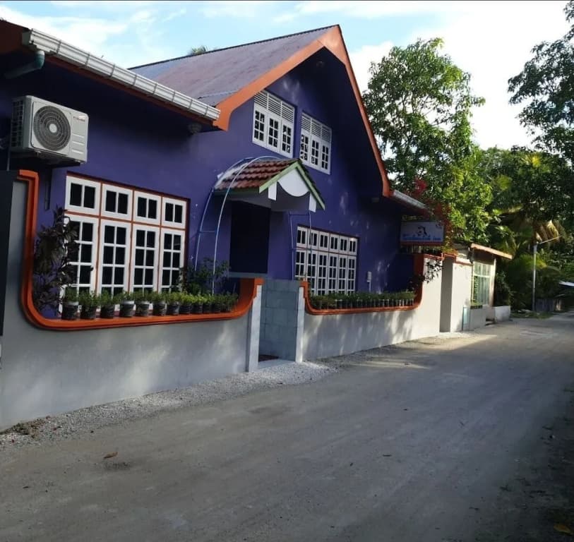 Fuvahmulah Inn - photo 1