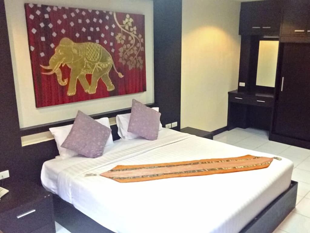 Zip Lounge & Apartments - photo 12