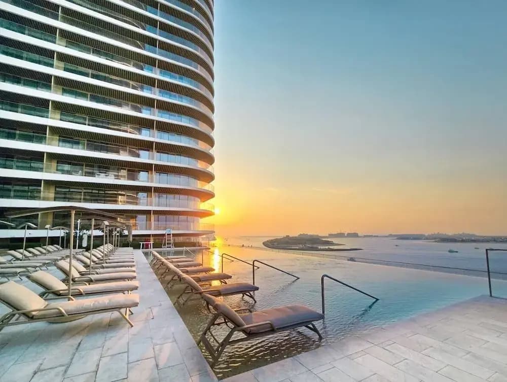 KeyRock - Grand Bleu Apt with Palm View - photo 32