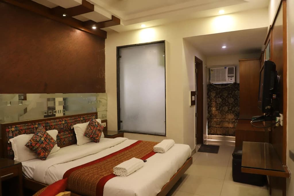 Hotel Lav-Kush Deluxe - photo 3