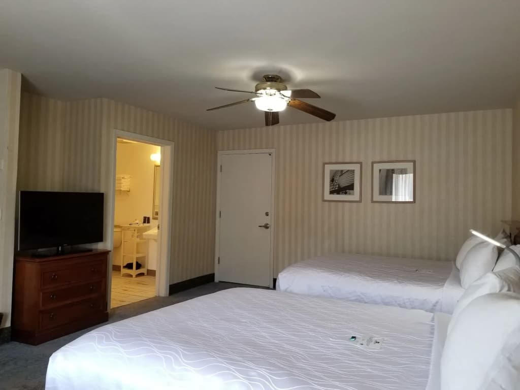 Wharf Inn - photo 27