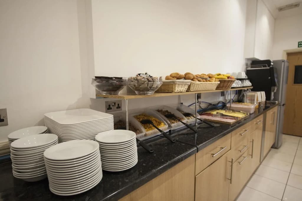St George's Inn Victoria - photo 11