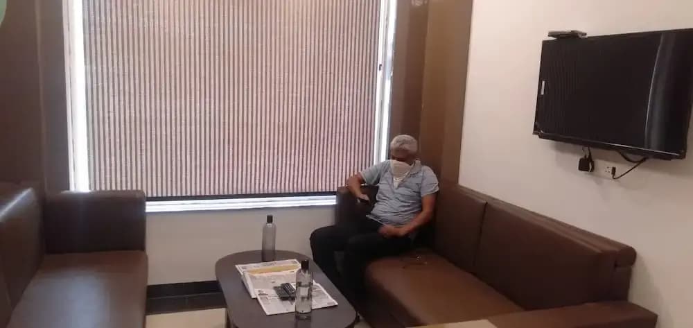 JET FOX By Aero View Hotel, Delhi Airport - photo 19