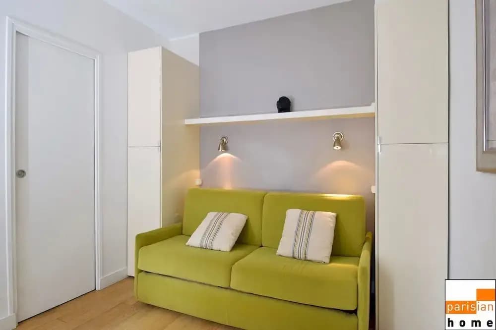 S02441 - Sophisticated and Cozy Studio for 2, Montorgueil Area - main photo