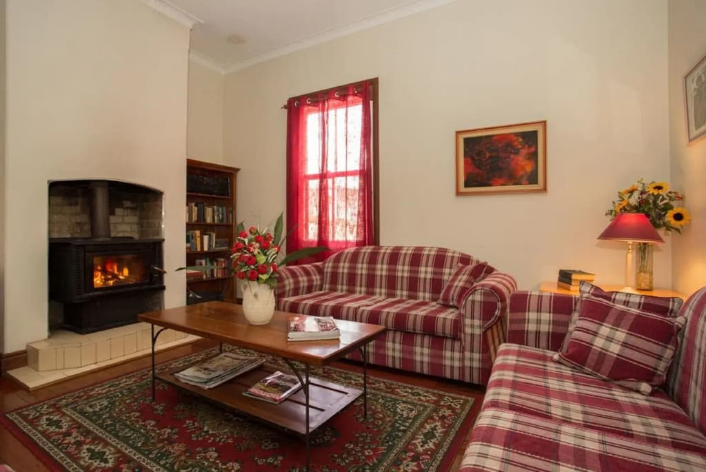 Belgravia Mountain Guest House - photo 4