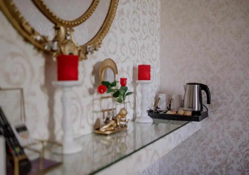 ROH Suites - photo 10